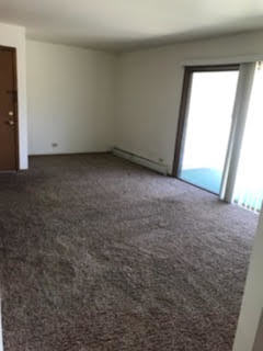 2 beds, 1 bath, $1,200, Unit C6