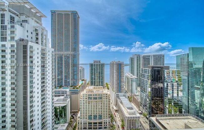 1 bed, 1.5 baths, $4,150, Unit # 3802