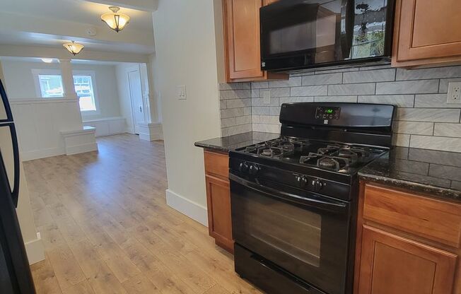 1 bed, 1 bath, $1,600