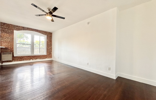 5407 Sierra Vista Ave