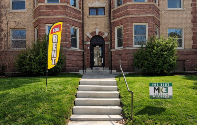 Stowell Avenue Apartments
