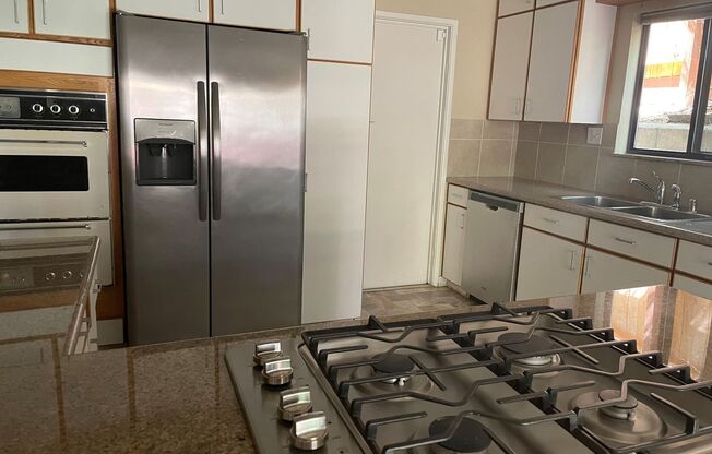 3 Bedroom Home Close to UNR