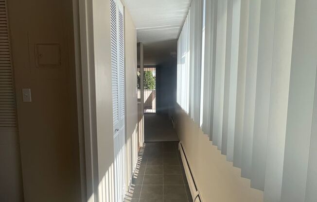 Studio, 1 bath, 424 sqft, $1,050, Unit 103