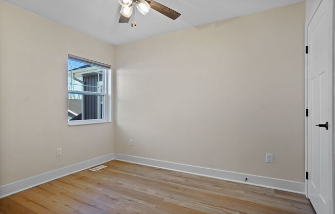 3 beds, 2.5 baths, 1,960 sqft, $2,600, Unit 116 Eiche Drive - Unit 2