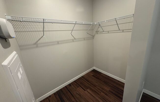 1 bed, 1 bath, 605 sqft, $1,200, Unit 331