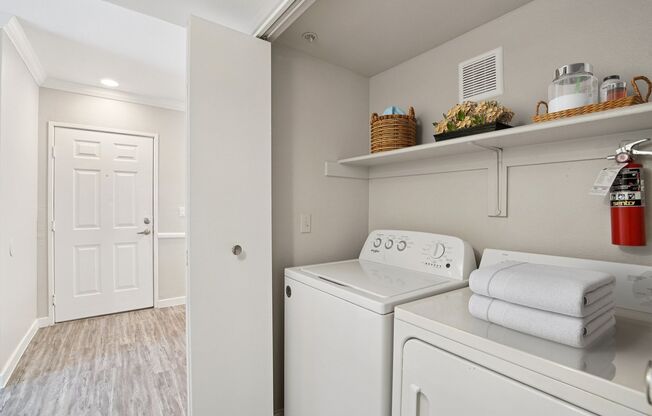 2 beds, 2 baths, 972 sqft, $1,499, Unit 345