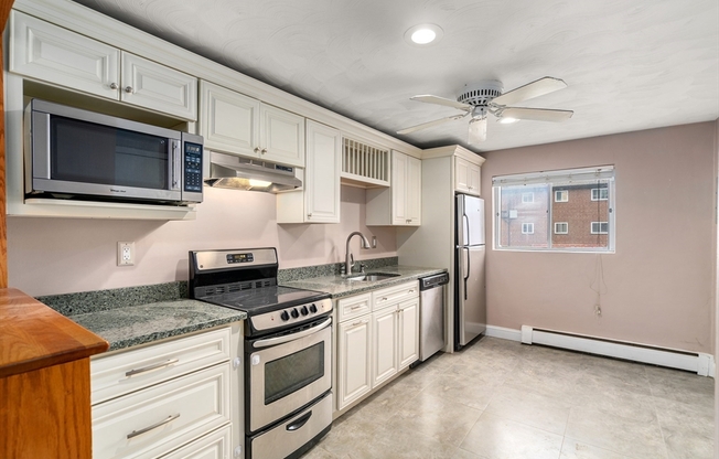 60 BRYON RD