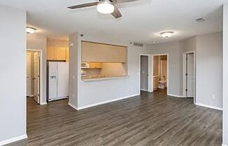 3 beds, 2 baths, $1,350, Unit Unit 9