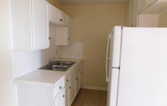 1 bed, 1 bath, 500 sqft, $695, Unit Apt 7