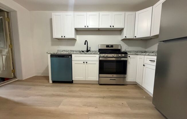532 W 26th