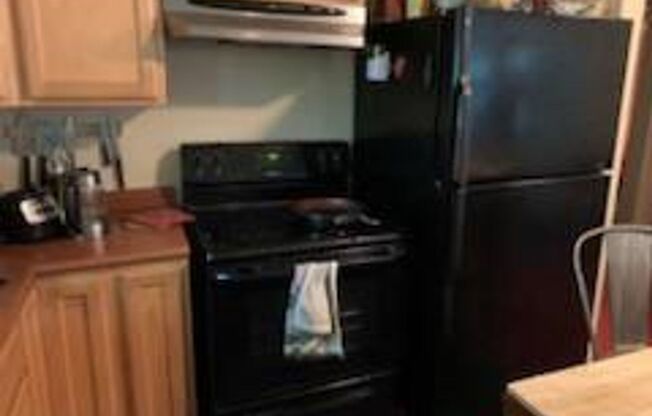 2905 Robinson Duplex