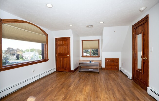 2 beds, 1.5 baths, 1,200 sqft, $2,600, Unit 2