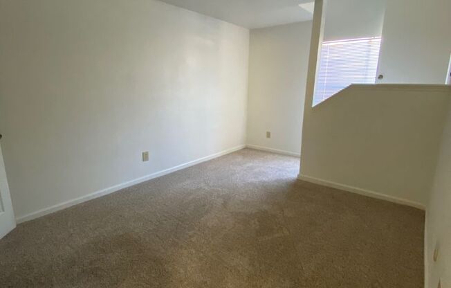 2 beds, 2 baths, 1,038 sqft, $1,215, Unit 3302