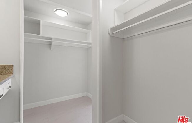 2 beds, 1.8 baths, 1,114 sqft, $5,400, Unit 1703