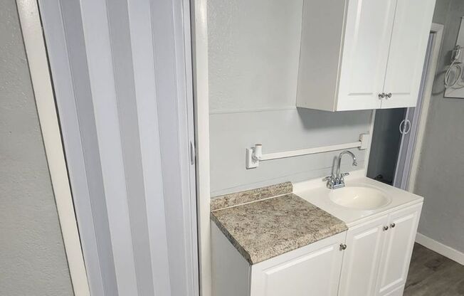 407 South Jupiter Avenue - 9