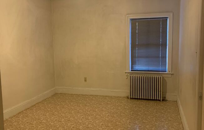 1 bed, 1 bath, $895