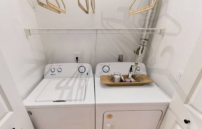 Brixin Franklin Apartments & Townhomes Renovated Washer & Dryer