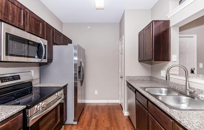 1 bed, 1 bath, 602 sqft, $1,355