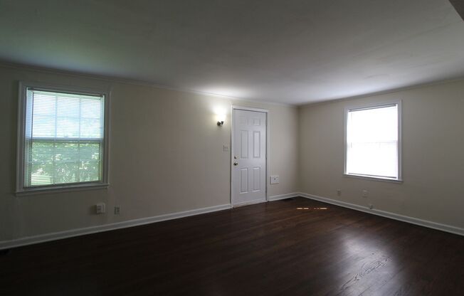 One Bedroom Duplex in North Kansas City