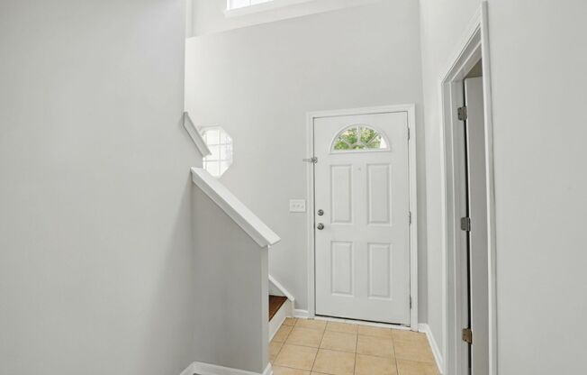 2 Bedroom Townhome in Pineville!