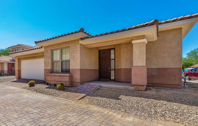 Excellent location! Community Pool and parks! Appliances included!