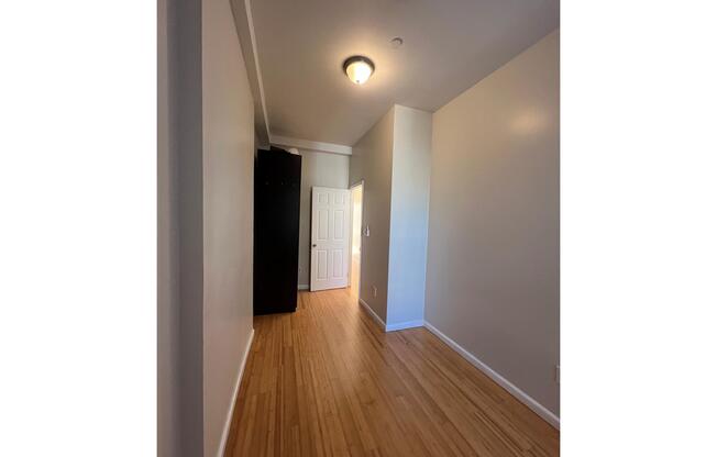 75 W 126 ST