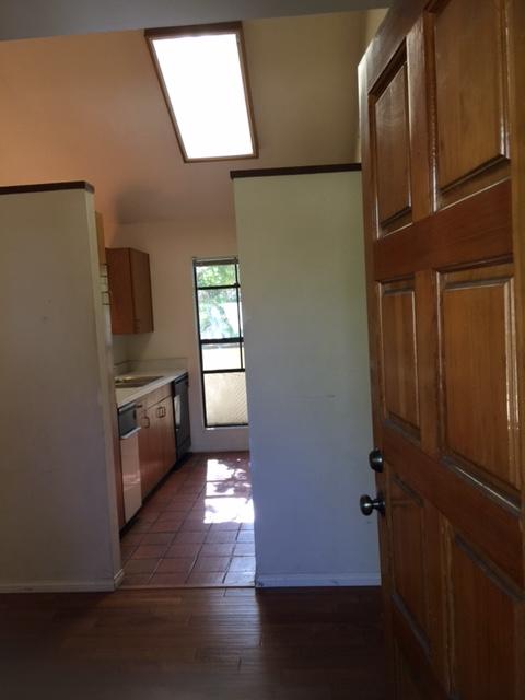 1187 Grove Apt G