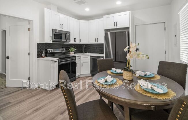 4978 4988 GENESEE AVE