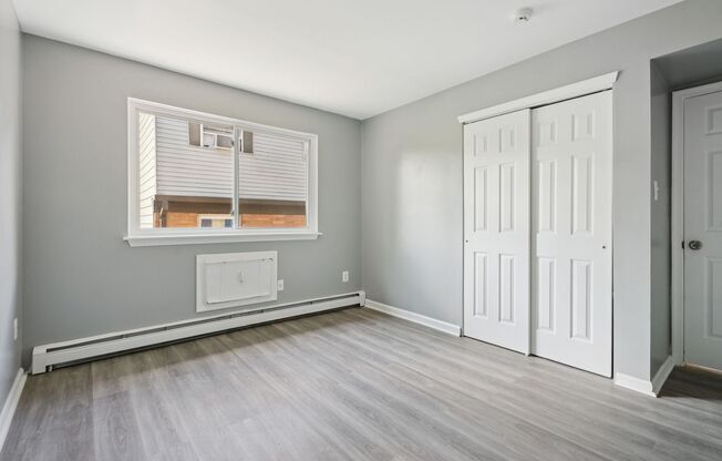 2 beds, 1 bath, 763 sqft, $1,585, Unit A5