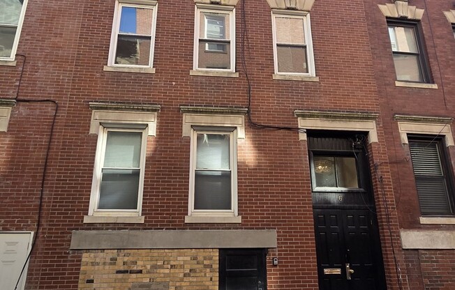 1 bed, 1 bath, 600 sqft, $2,350, Unit 2