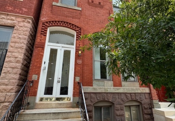 2009 MADISON AVE