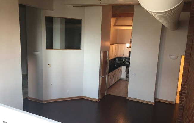 2 beds, 2 baths, 980 sqft, $1,999, Unit 1013