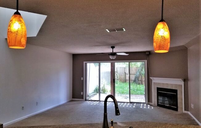 2 beds, 2.5 baths, $1,500