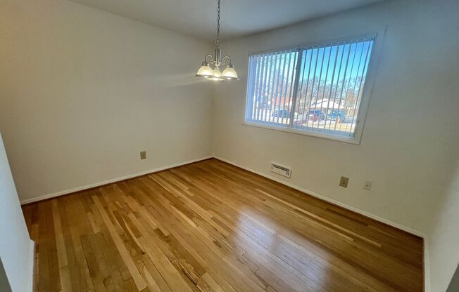 1 bed, 1 bath, 650 sqft, $1,400, Unit 2715B-2A