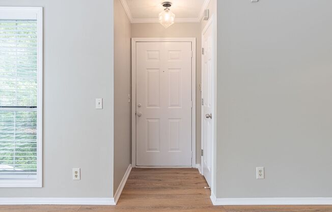 Brand new and beautifully updated 2 bedroom 2 bath condo in the Dunwoody Hills Community off of Northridge @ GA 400.