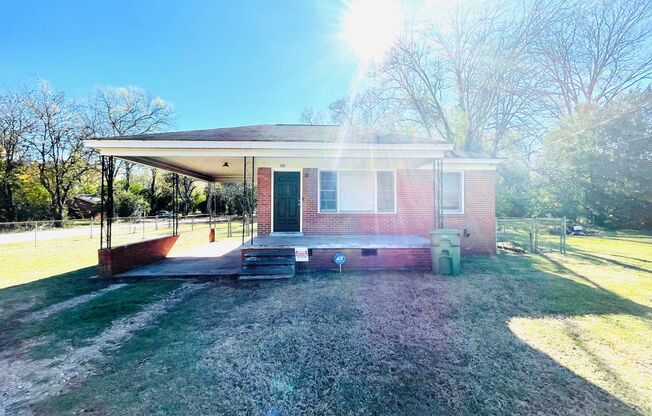 ** 3 Bed 1 Bath located in Chisholm ** Call to schedule a self viewing 334-366-9198