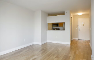 1 bed, 1 bath, 616 sqft, $6,346, Unit 29I