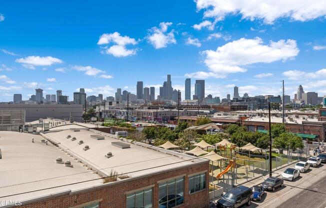 1 bed, 1 bath, 950 sqft, $3,700, Unit 427