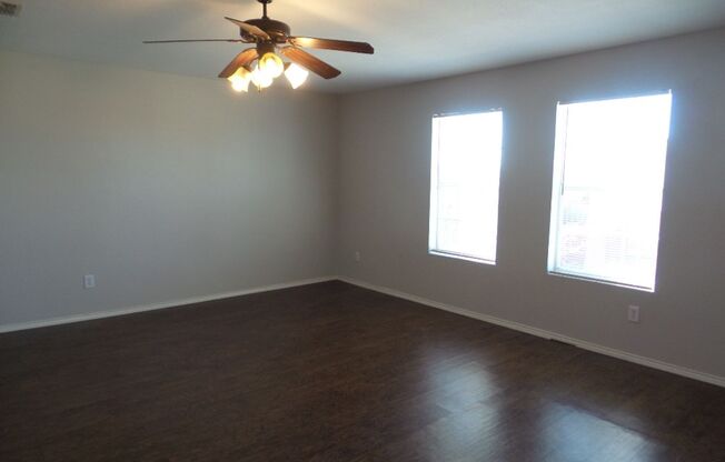 3 beds, 2.5 baths, $1,995