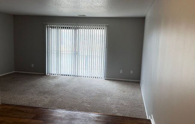 1 bed, 1 bath, 740 sqft, $760