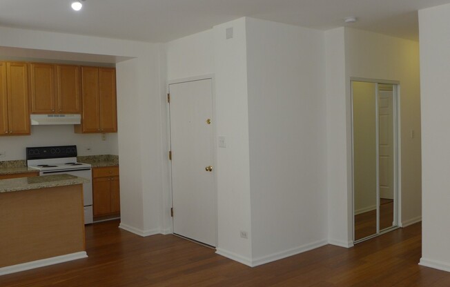 1 bed, 1 bath, 673 sqft, $1,795, Unit 205