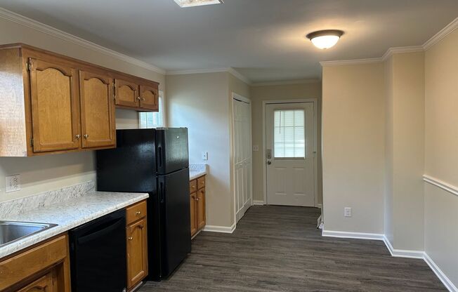 3 beds, 2 baths, $1,729