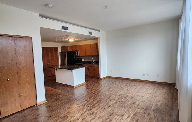 Studio, 1 bath, 541 sqft, $1,325, Unit 301