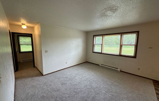 1 bed, 1 bath, $620, Unit 16-11