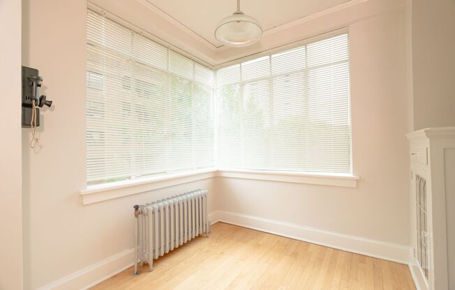 1 bed, 1 bath, 550 sqft, $1,550, Unit 708