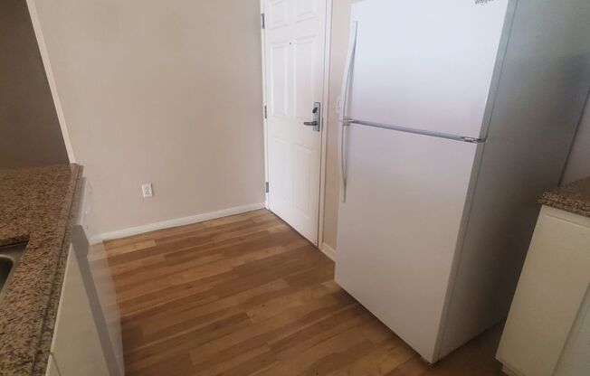 1 bed, 1 bath, 700 sqft, $2,400, Unit #110