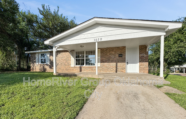 1032 CARTER DR