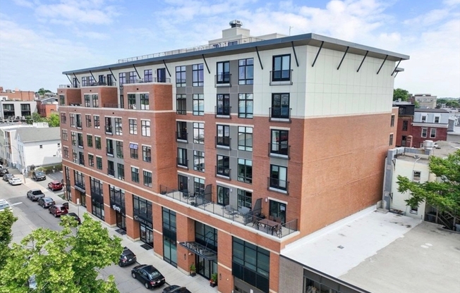 2 beds, 2 baths, 946 sqft, $3,400, Unit 306