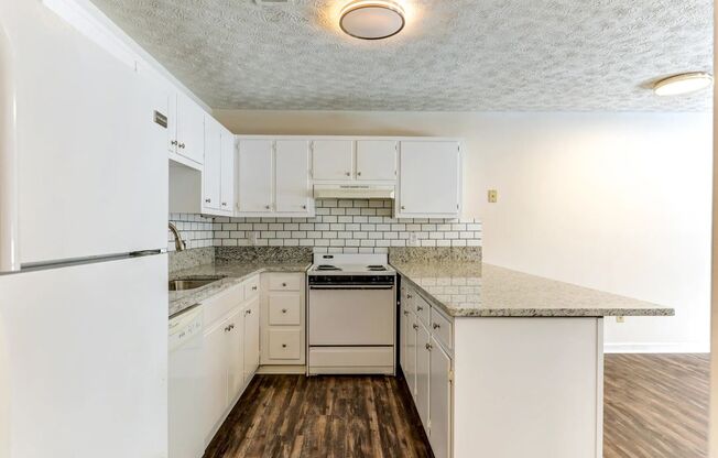 2 beds, 2 baths, 990 sqft, $1,375, Unit B5