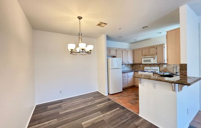 Beautiful Rancho San Diego Condo In Remington Complex